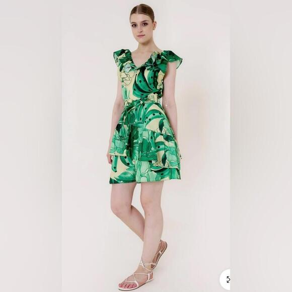 Dresses & Skirts - HT 360 Collective Dark Green Short Dress - Size XS